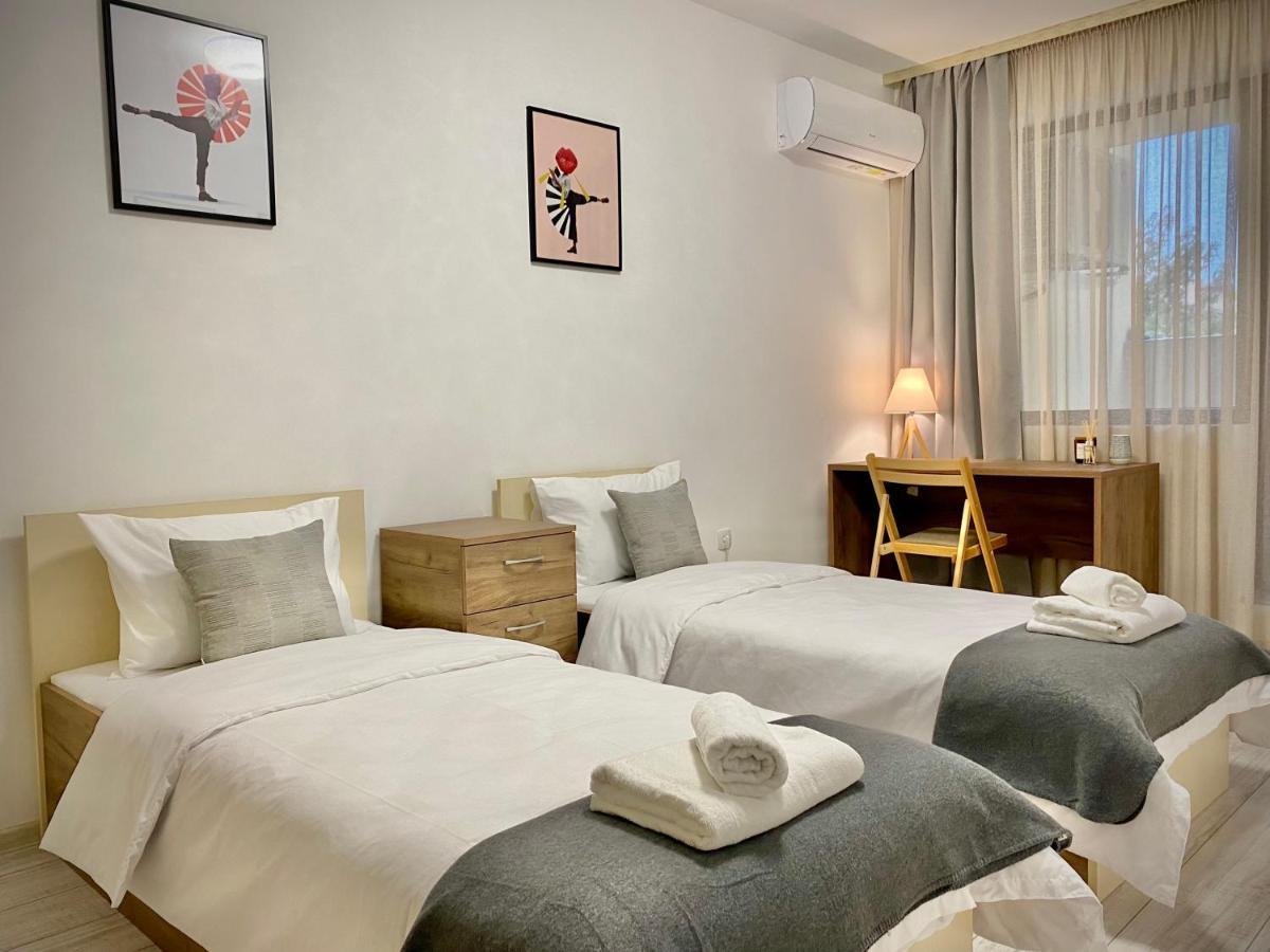 Spacious & Cozy 2 Bed Apartment With Work Space & Fast Wi-Fi Stara Zagora Exterior photo