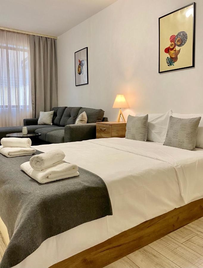 Spacious & Cozy 2 Bed Apartment With Work Space & Fast Wi-Fi Stara Zagora Exterior photo